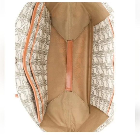 NWT Tory Burch Canvas Basketweave Tote Bag Ivory With Dust Bag - Picture 6 of 7